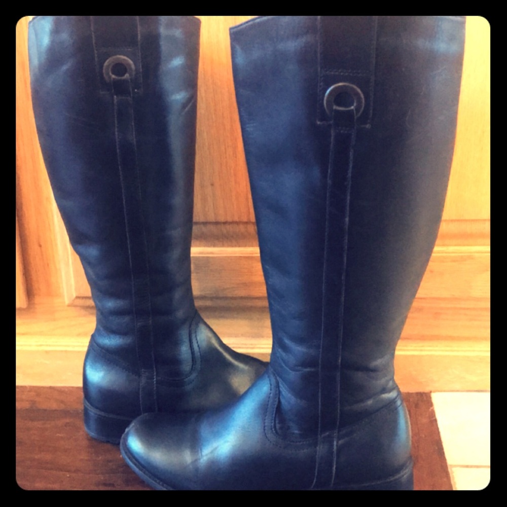 Clark’s black leather boots